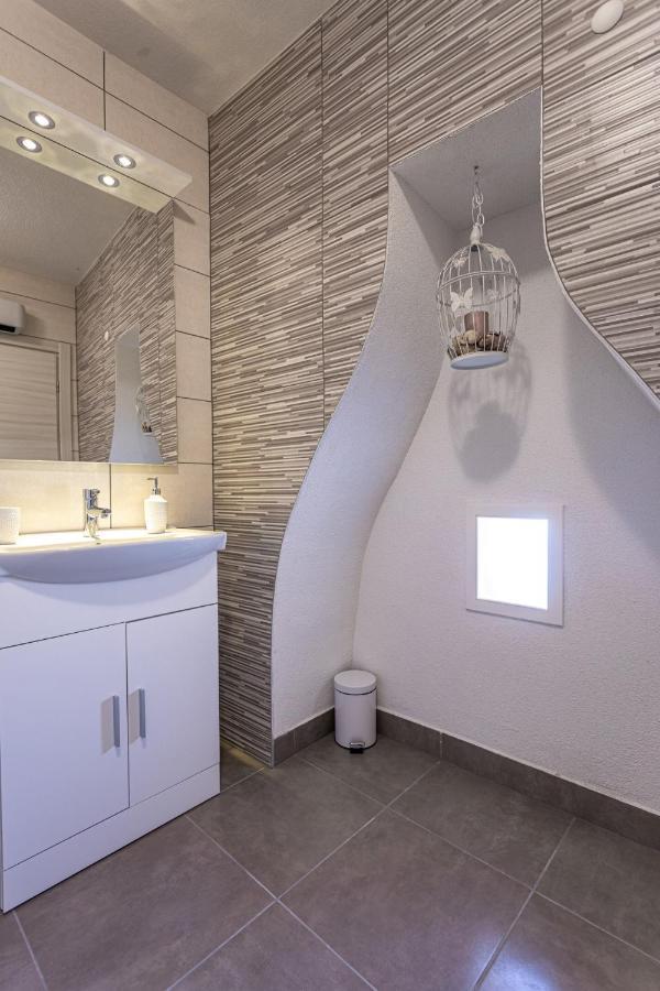 Villa Elm Milohnici Zewnętrze zdjęcie